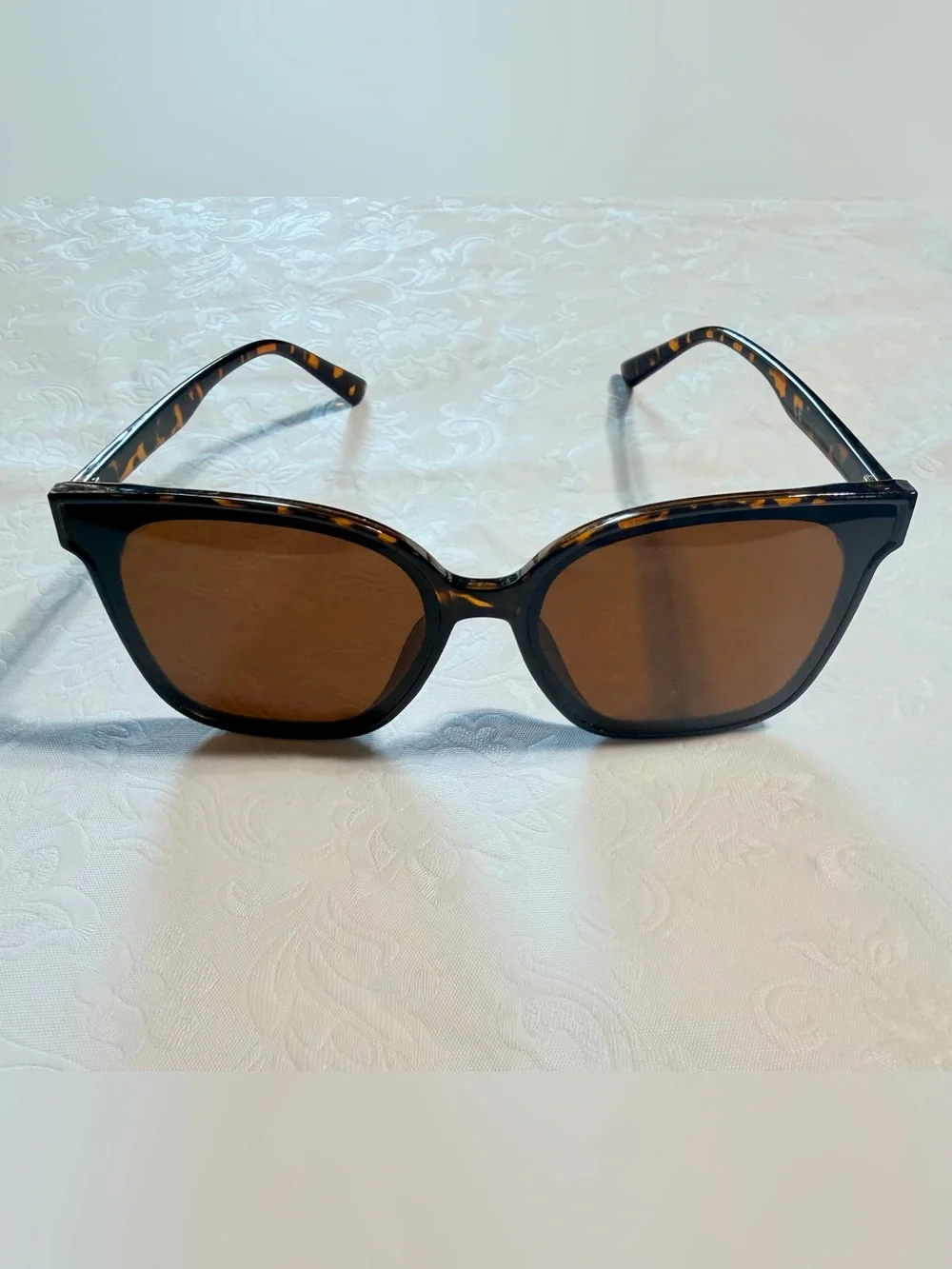 Lot of 5 Assorted Women's 😎